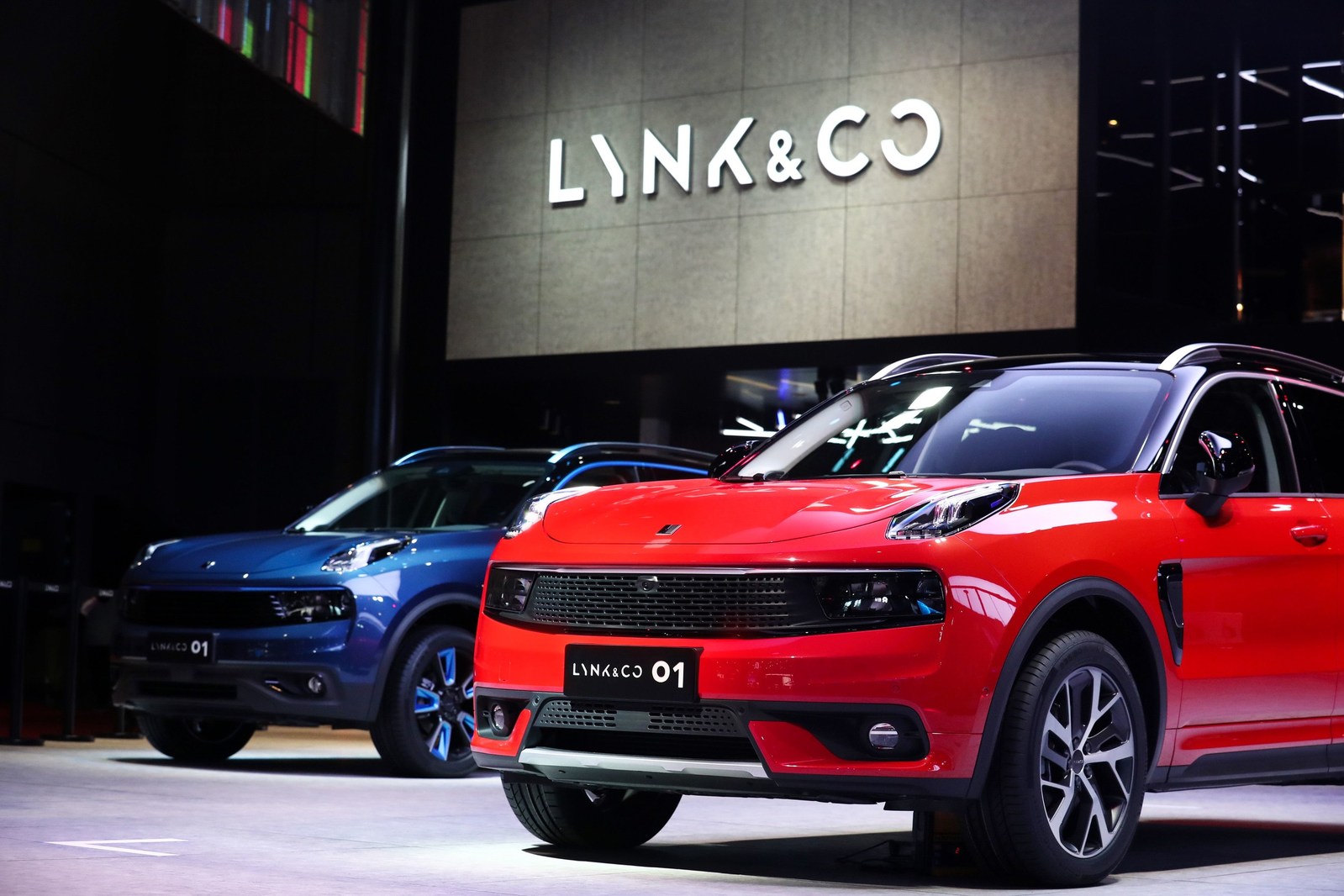 吉利帶著它的LYNK&CO概念車回到中國(guó)，還說要“終身三免”｜美通社頭條