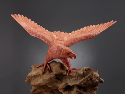 綺麗珊瑚 - 《鵬程萬(wàn)里》稀世珍貴、展現(xiàn)完美工藝來(lái)自深海的紅珊瑚作品
